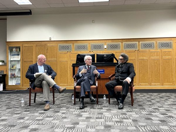 Hamilton School hosts political thinkers for event 